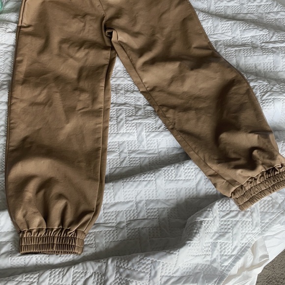 petite faux leather joggers - Picture 3 of 5